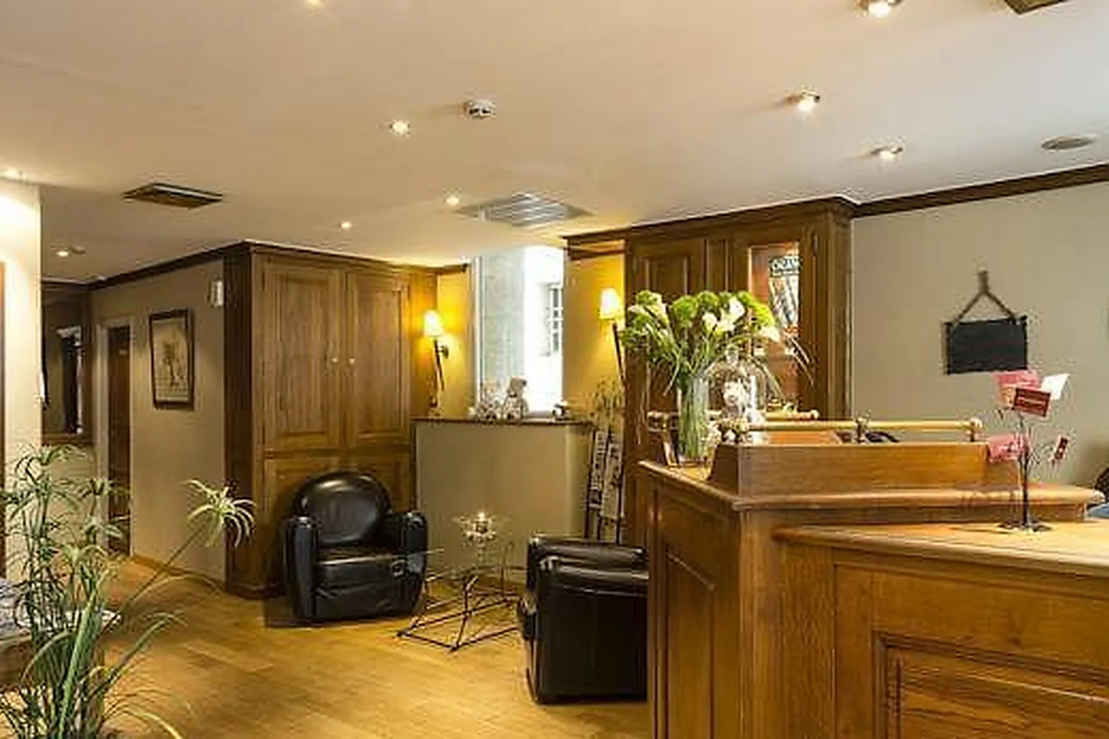 Lieux événementiels, HÔTEL DE L'HORLOGE ****