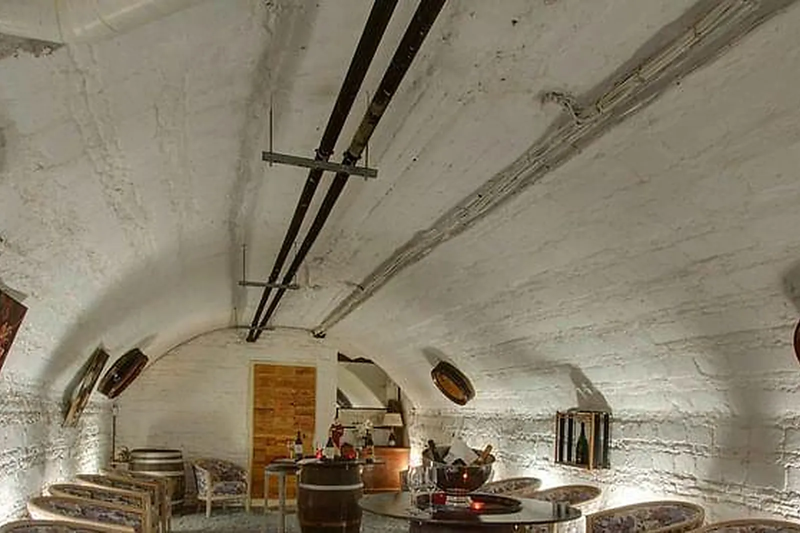 Lieux événementiels, HÔTEL DE L'UNIVERS ****