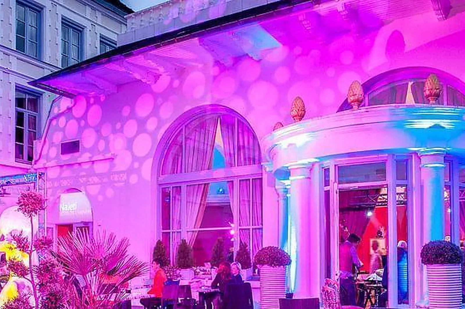 Lieux événementiels, HÔTEL DE L'UNIVERS ****