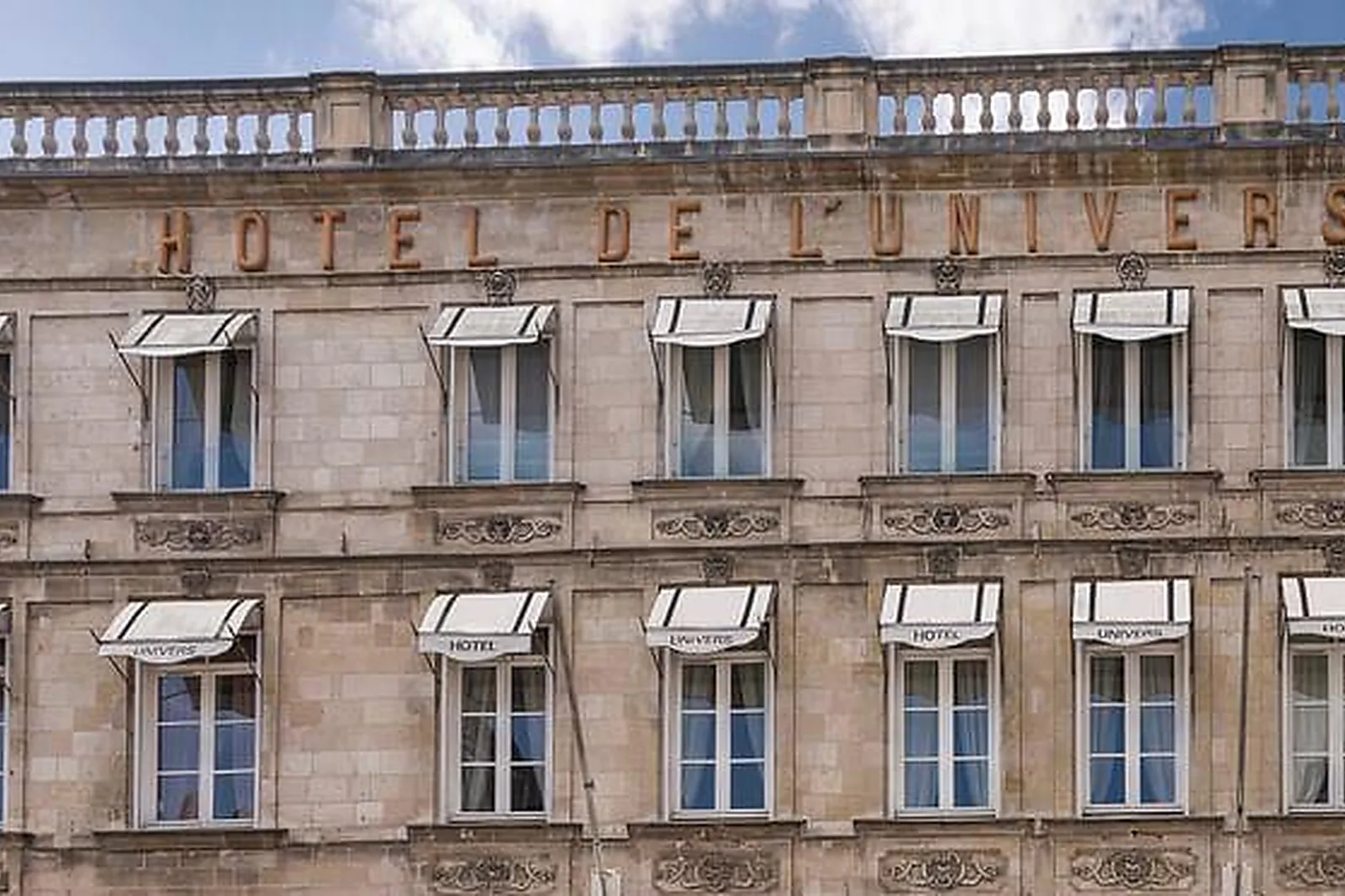 Lieux événementiels, HÔTEL DE L'UNIVERS ****