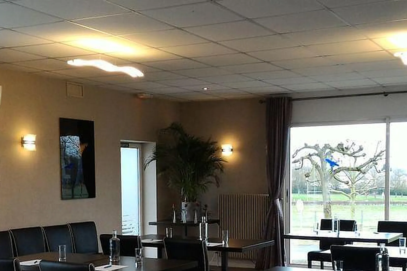 Lieux événementiels, CHEZ TANIA