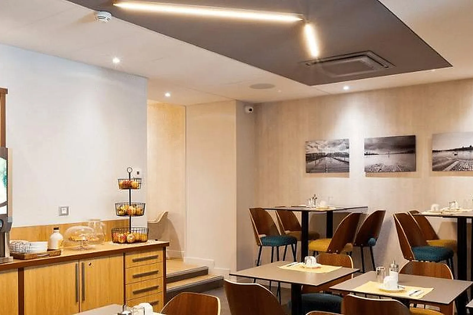 Lieux événementiels, HÔTEL DES REMPARTS ***