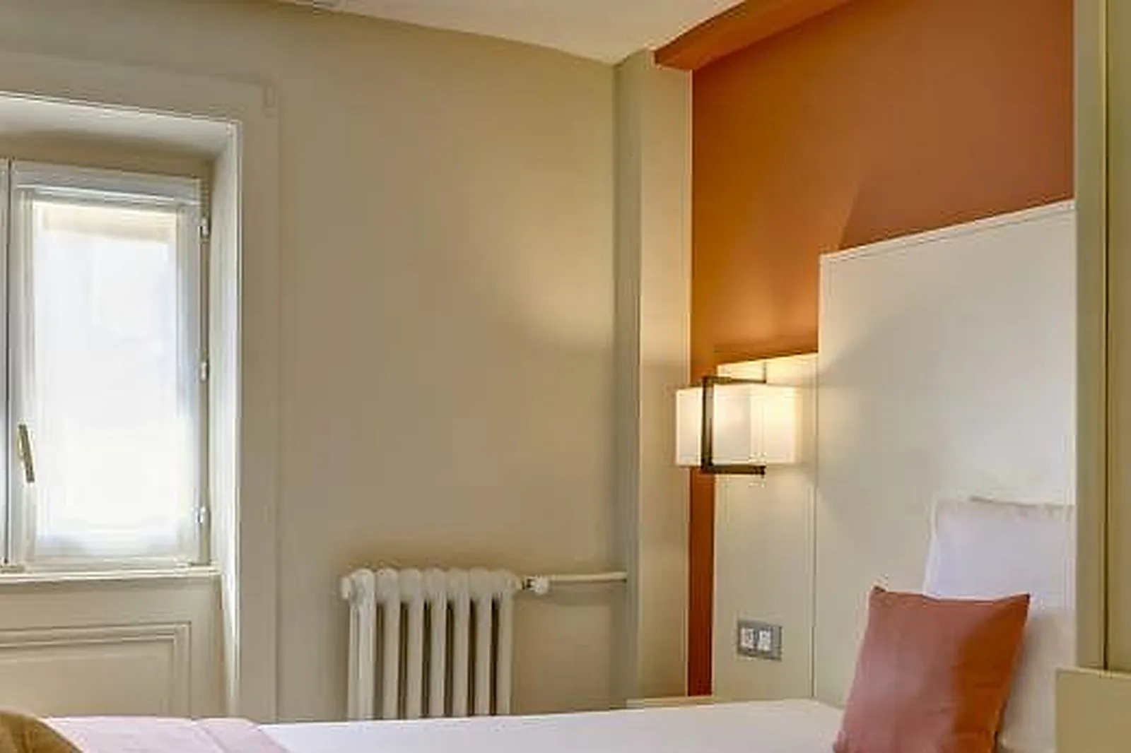 Lieux événementiels, HÔTEL DES REMPARTS ***