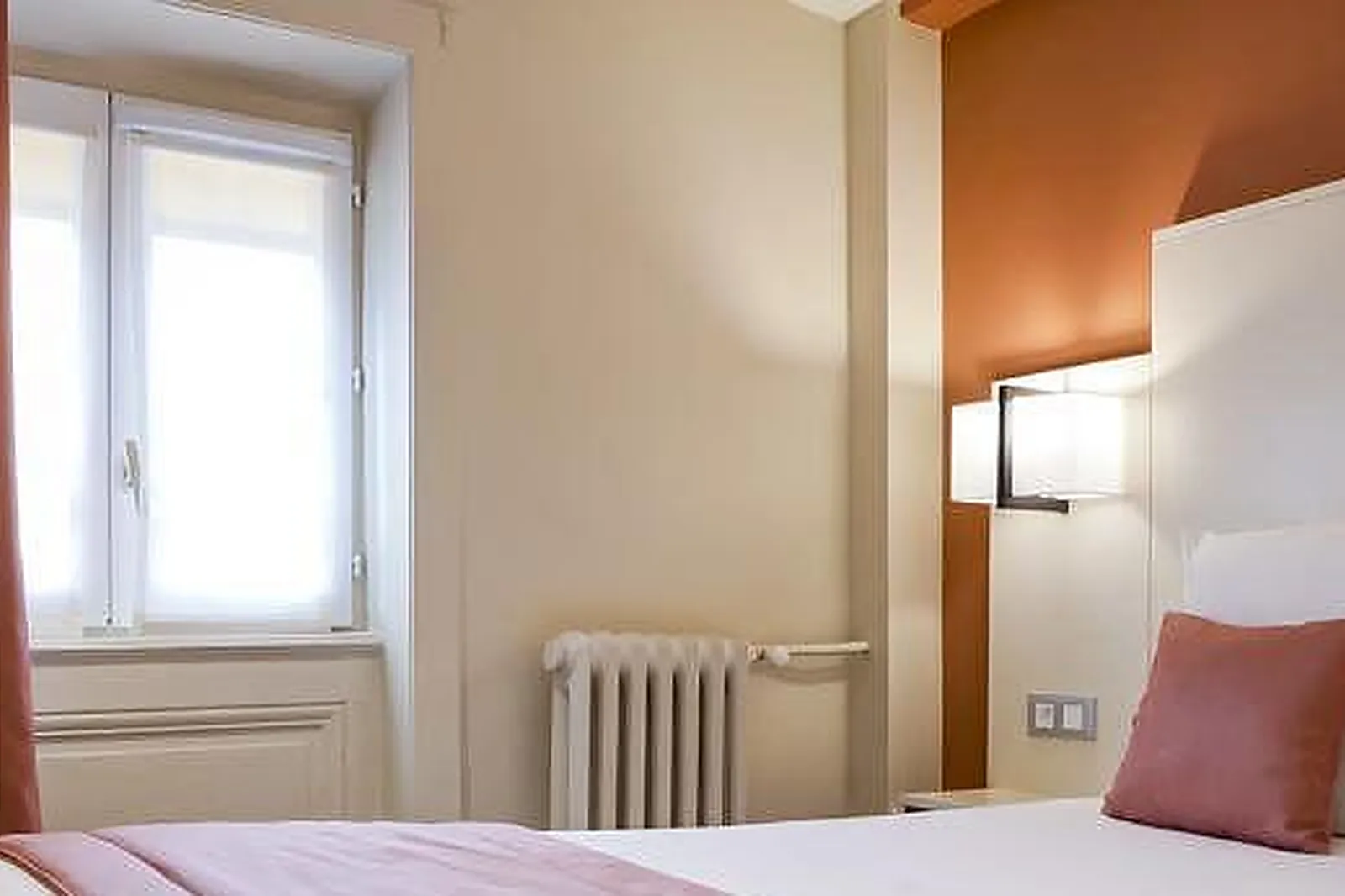 Lieux événementiels, HÔTEL DES REMPARTS ***