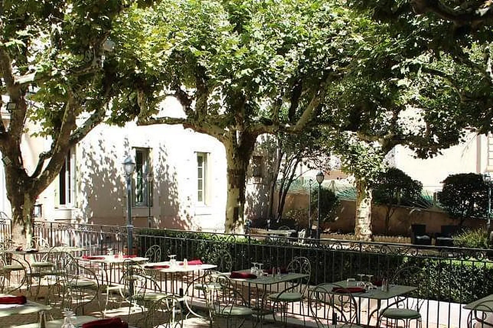 Lieux événementiels, HÔTEL DES THERMES