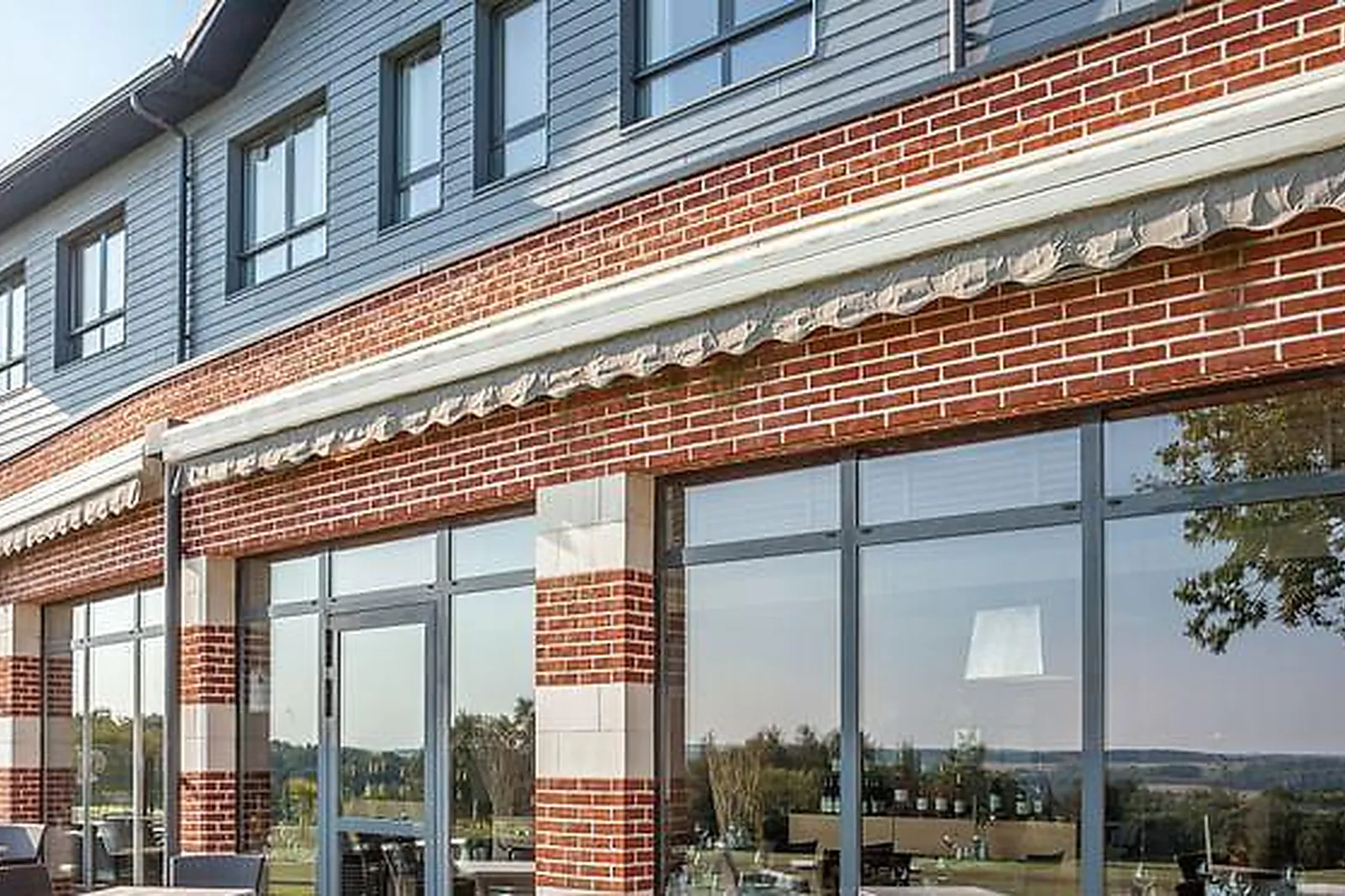 Lieux événementiels, HÔTEL DU GOLF ***