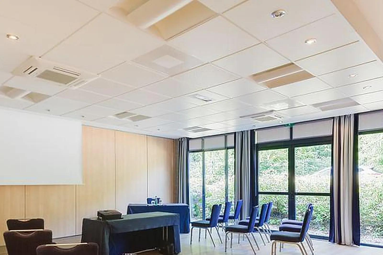 Lieux événementiels, HÔTEL DU GOLF ***