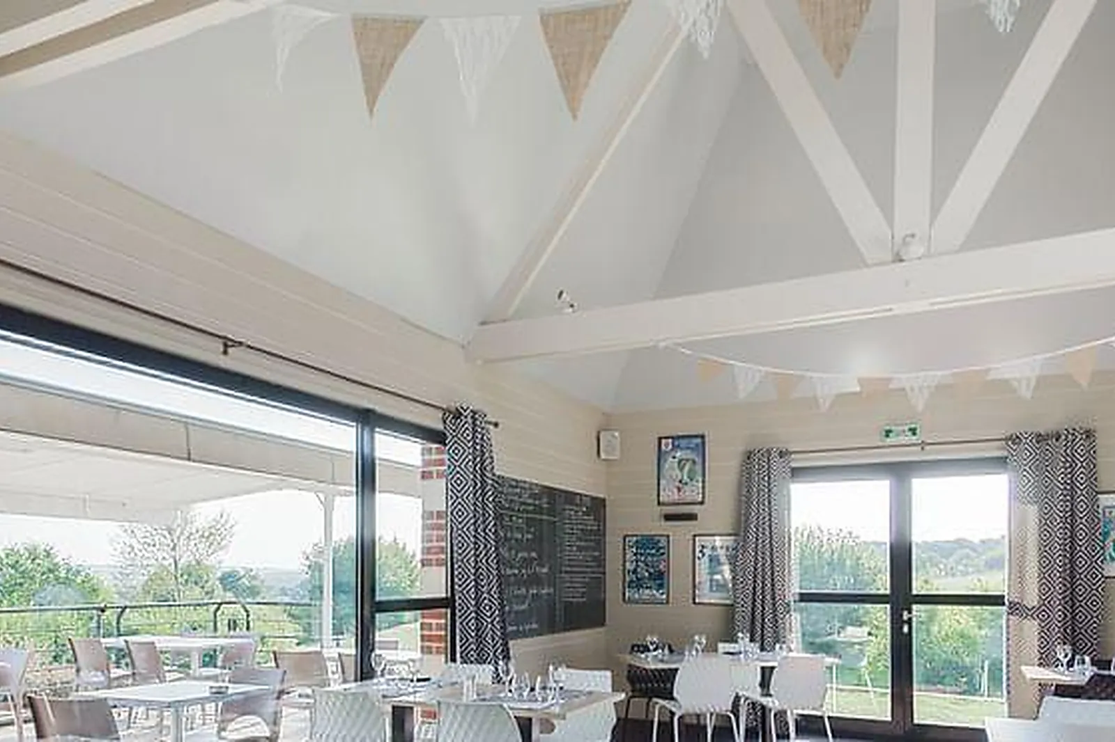 Lieux événementiels, HÔTEL DU GOLF ***