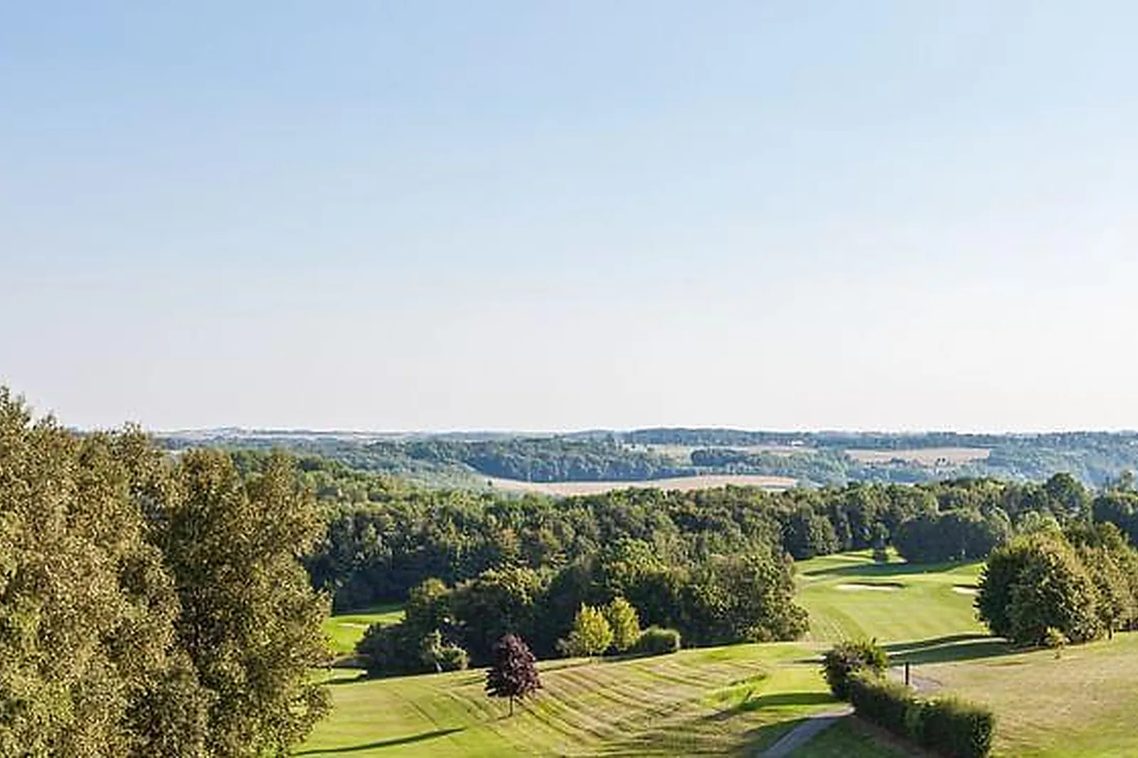 Lieux événementiels, HÔTEL DU GOLF ***