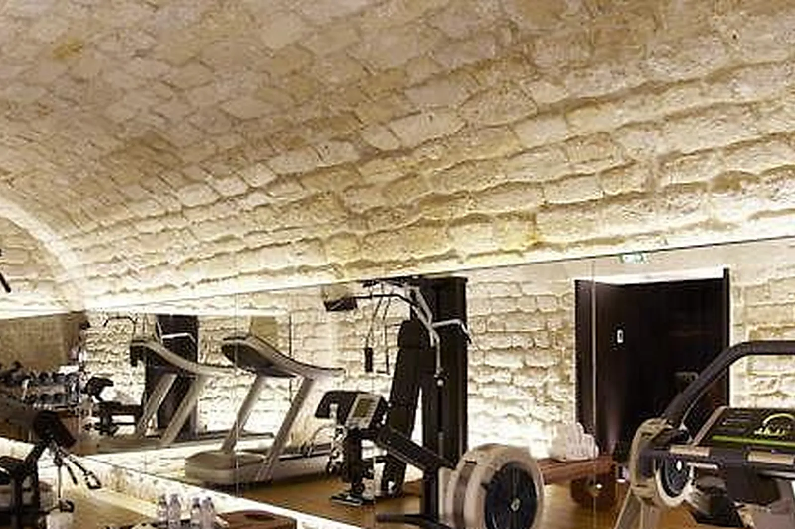 Lieux événementiels, CENTRE D'AFFAIRES EGB