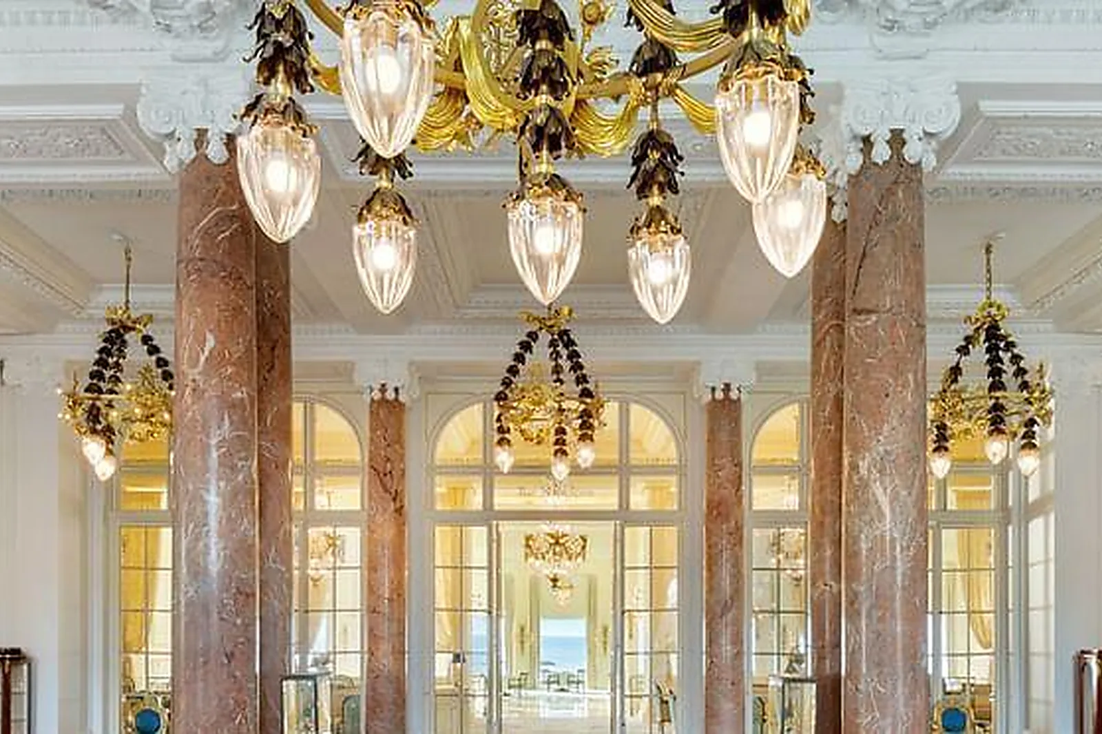 Lieux événementiels, HÔTEL DU PALAIS *****