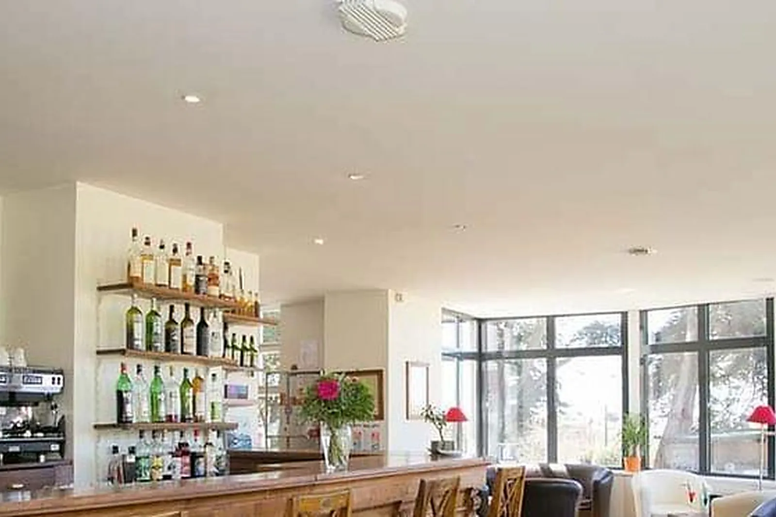 Lieux événementiels, HÔTEL DU TUMULUS ***