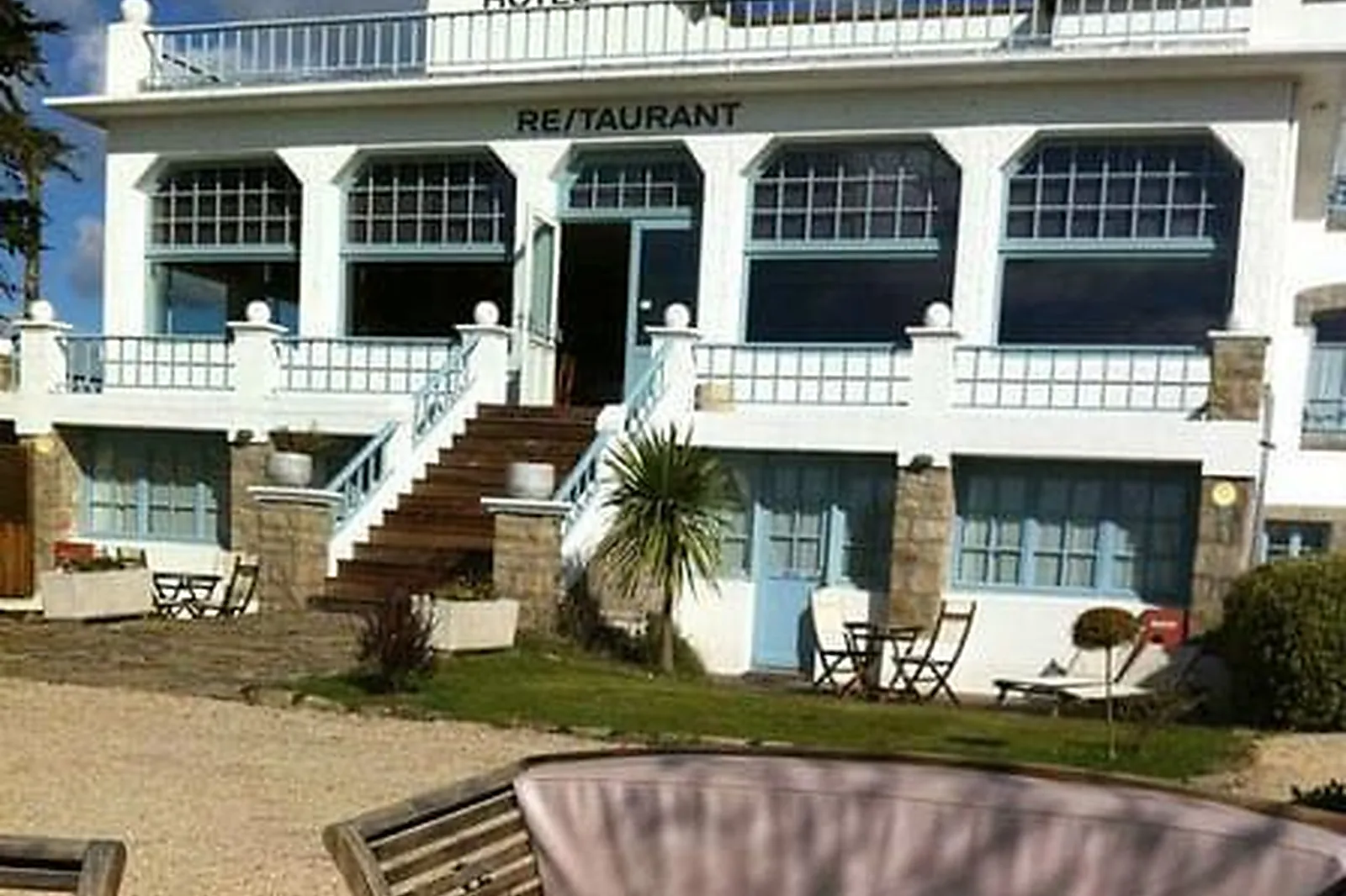 Lieux événementiels, HÔTEL DU TUMULUS ***