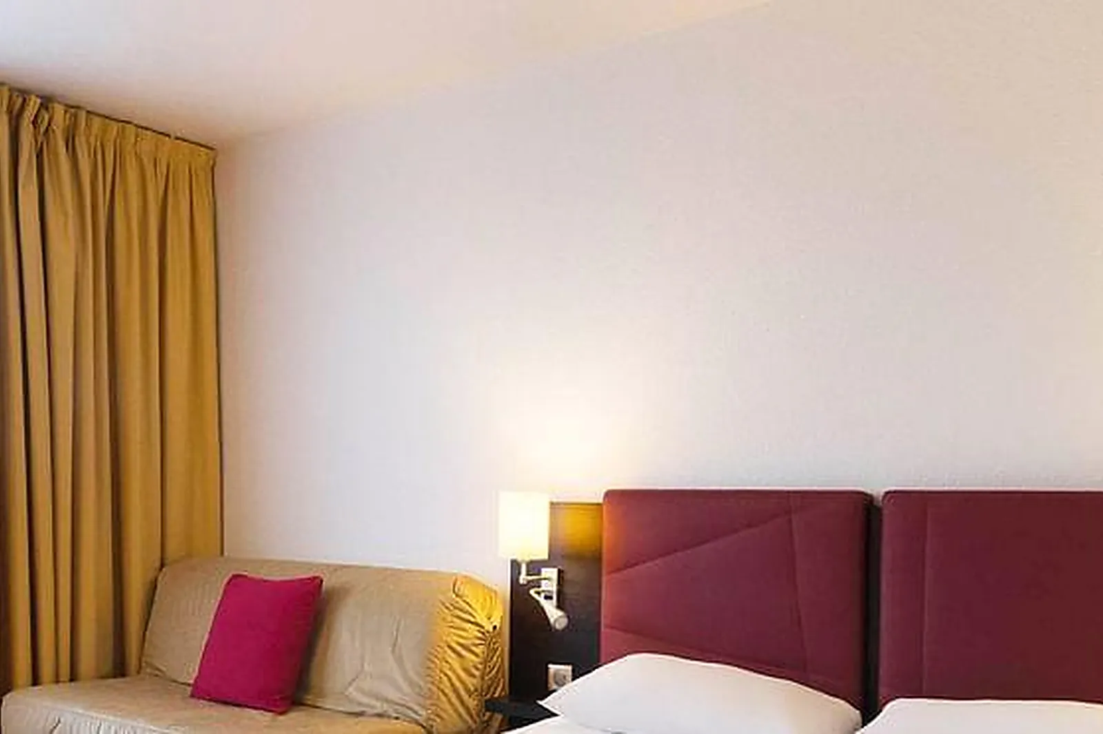 Lieux événementiels, HÔTEL IBIS STYLES ANGOULEME NORD