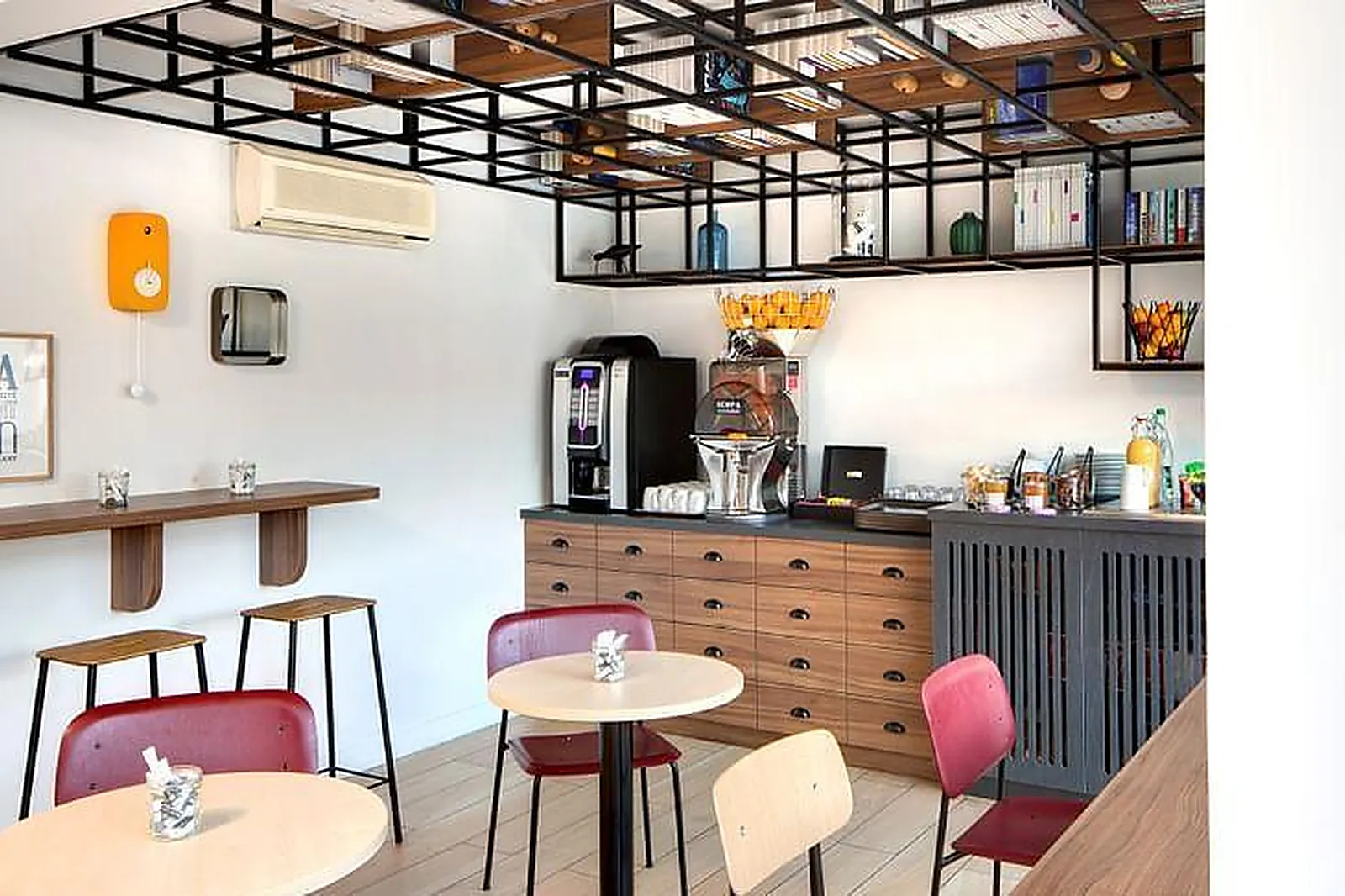 Lieux événementiels, HÔTEL IBIS STYLES CLERMONT-FERRAND GARE ***