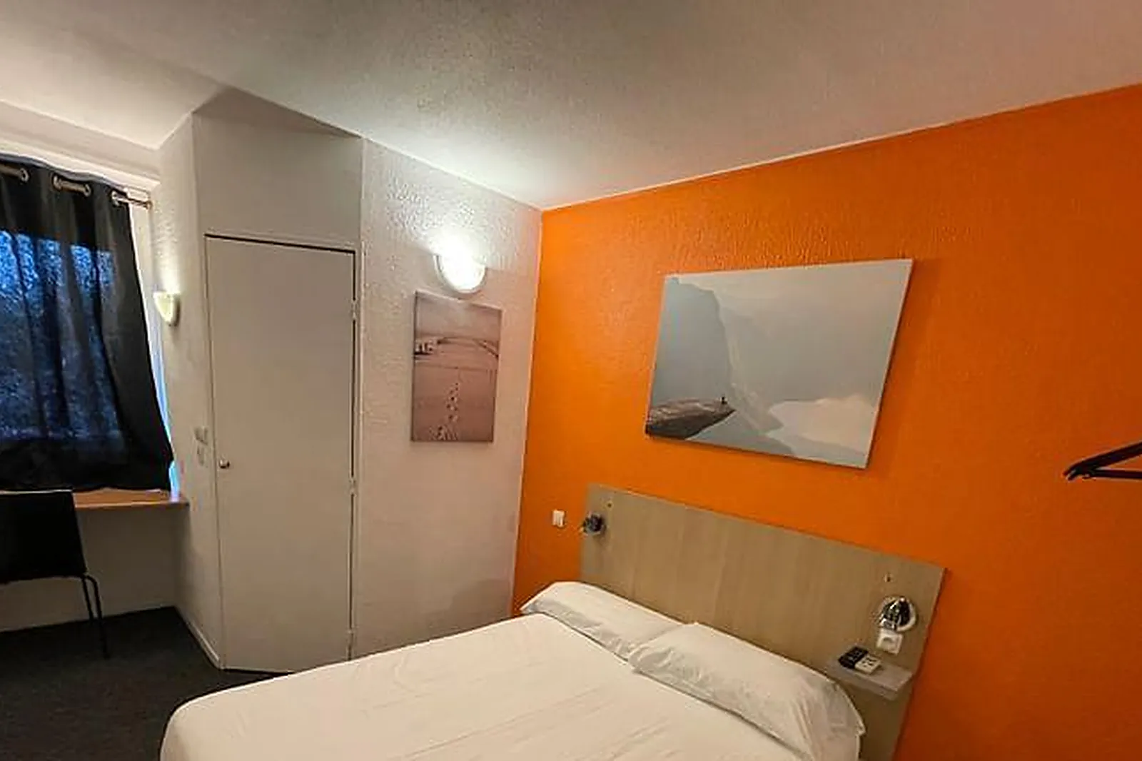 Lieux événementiels, HÔTEL L'ESCALE D'ALÈS