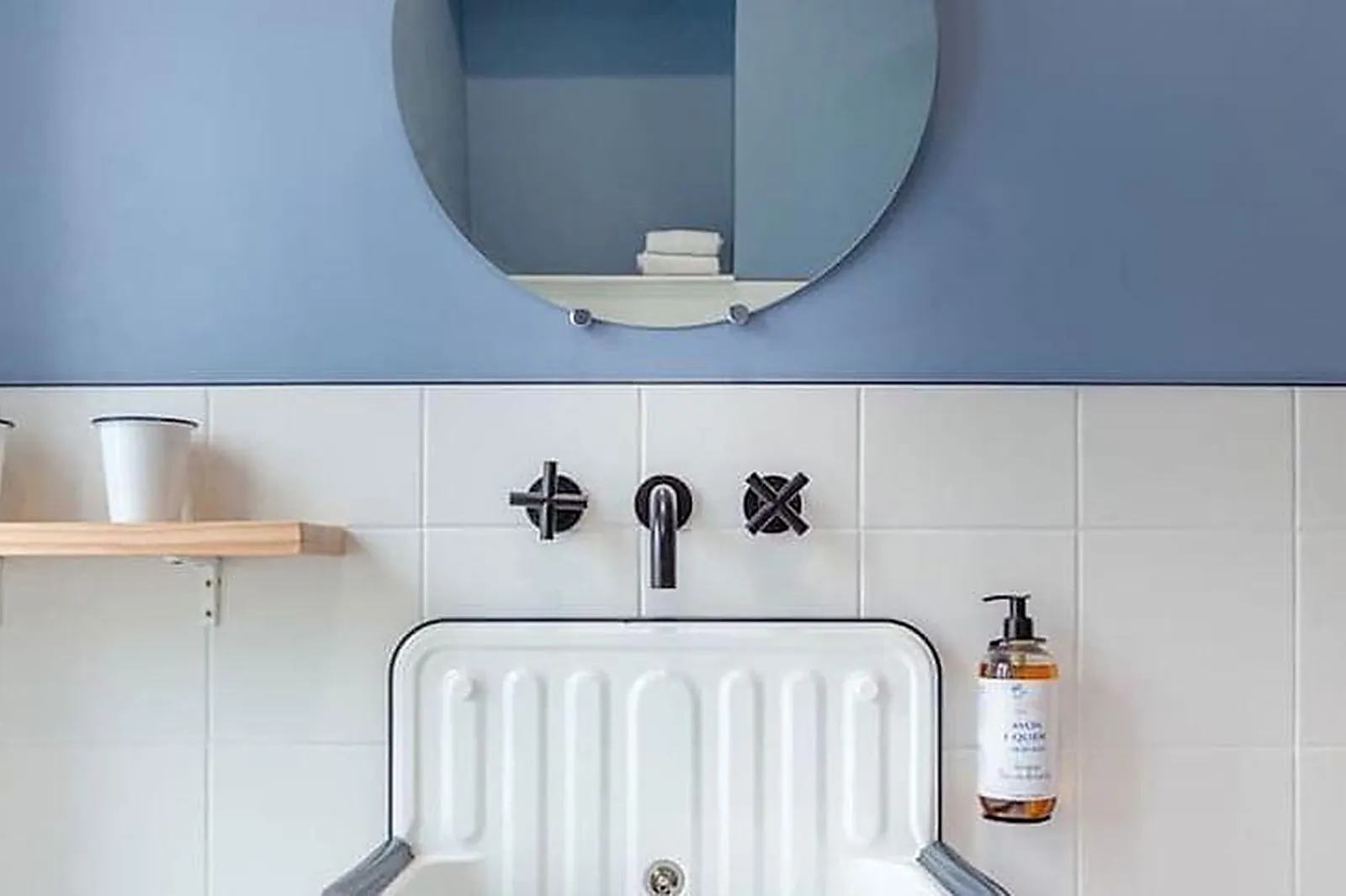 Lieux événementiels, HÔTEL LA NOUVELLE RÉPUBLIQUE ***