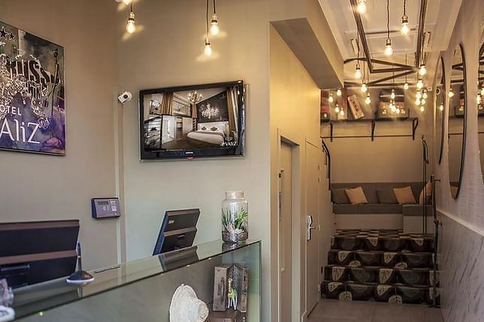 Lieux événementiels, HÔTEL LA VALIZ