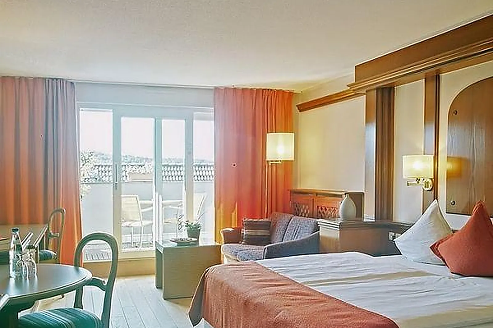 Lieux événementiels, HÔTEL LA CLAIRIERE ****