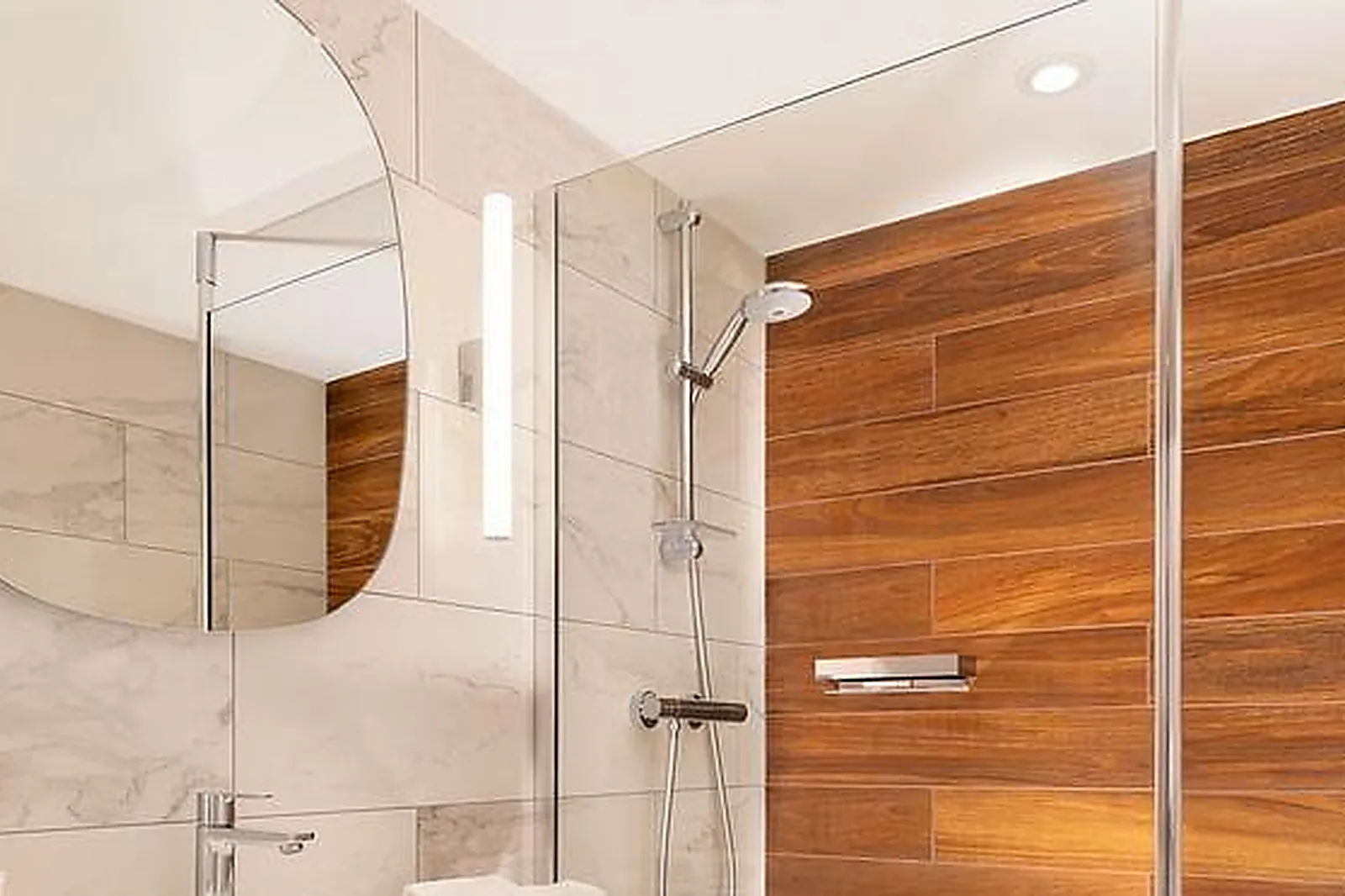 Lieux événementiels, HÔTEL LE MÉRIDIEN ****