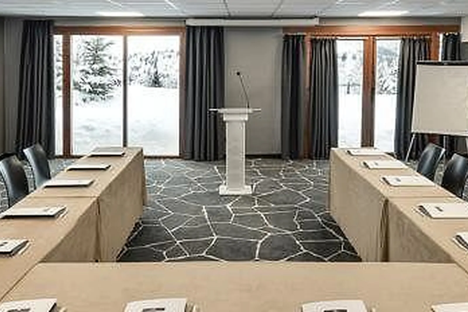 Lieux événementiels, HÔTEL LE PIC BLANC ****