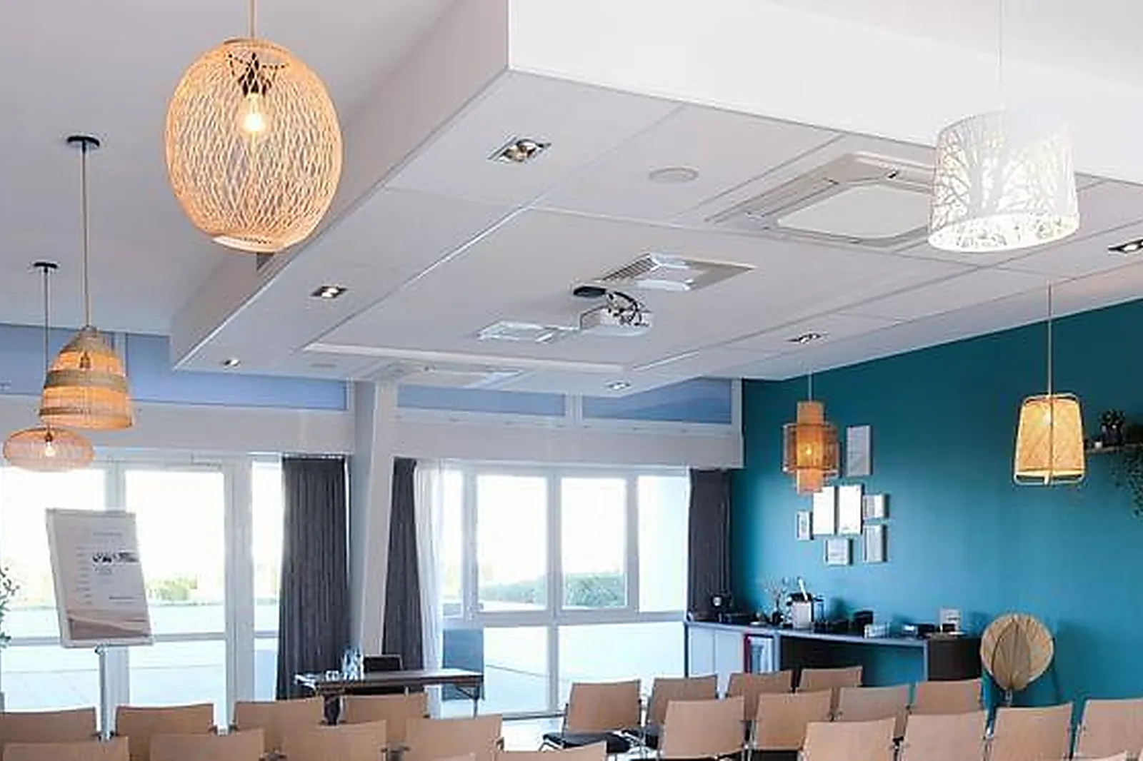 Lieux événementiels, HÔTEL LES BAINS DE CAMARGUE THALAZUR ****