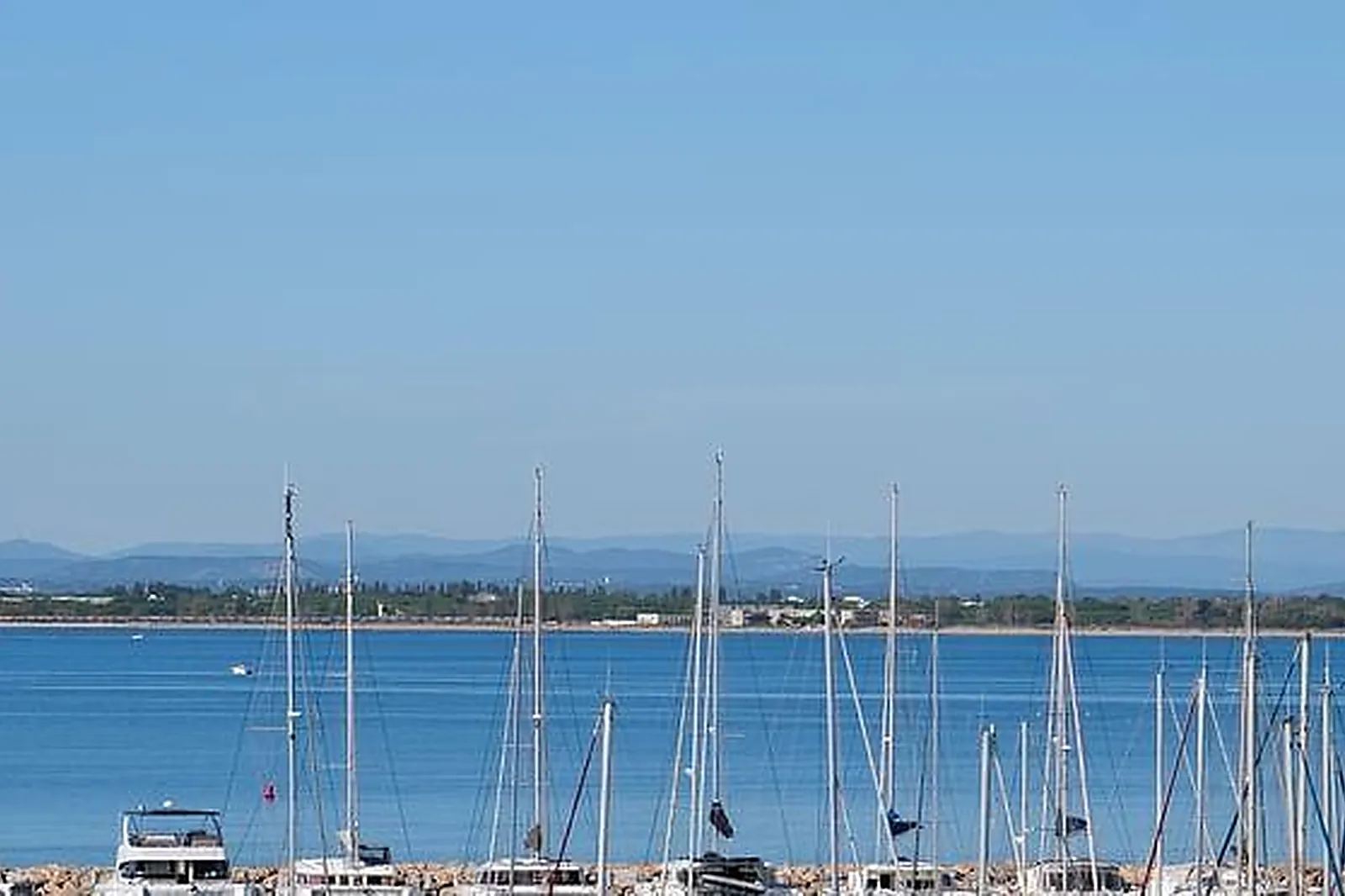 Lieux événementiels, HÔTEL LES BAINS DE CAMARGUE THALAZUR ****