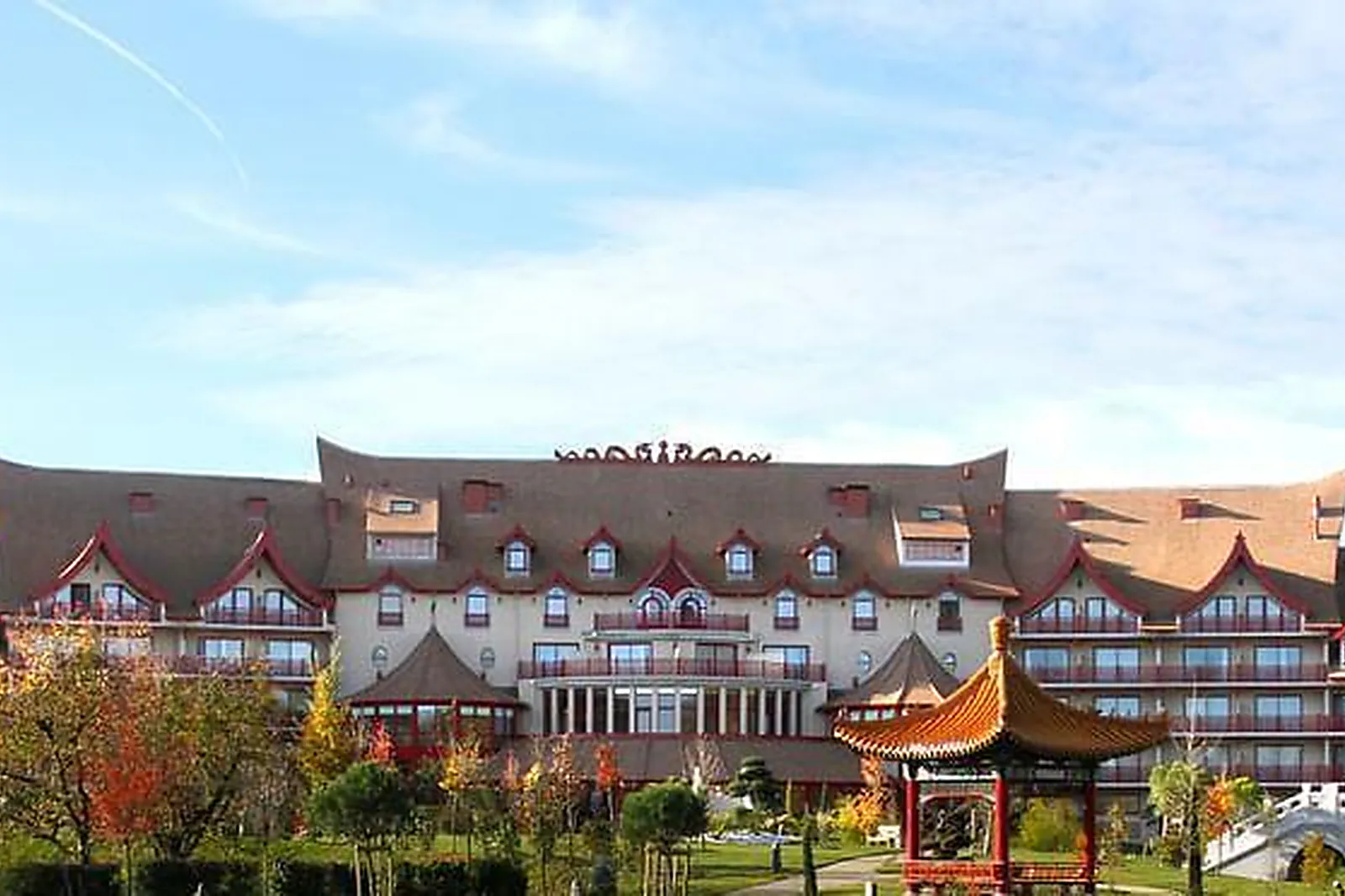 Lieux événementiels, HÔTEL LES PAGODES DE BEAUVAL ***