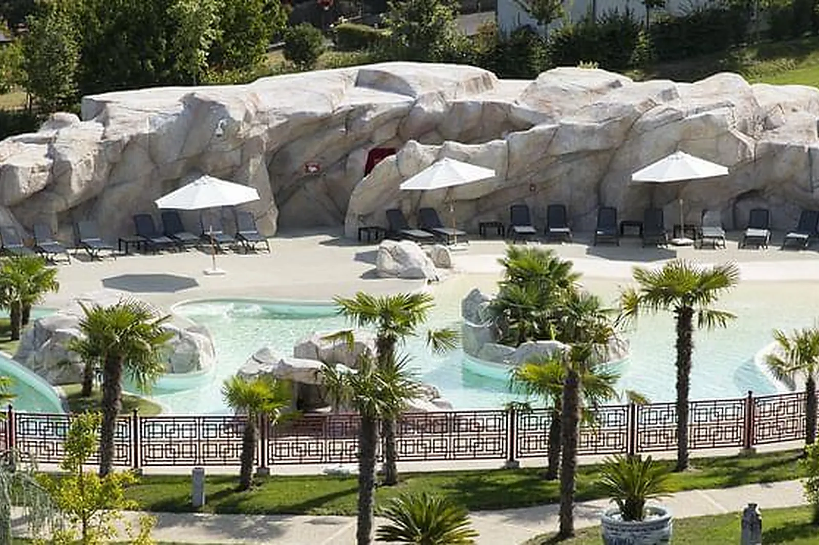 Lieux événementiels, HÔTEL LES PAGODES DE BEAUVAL ***