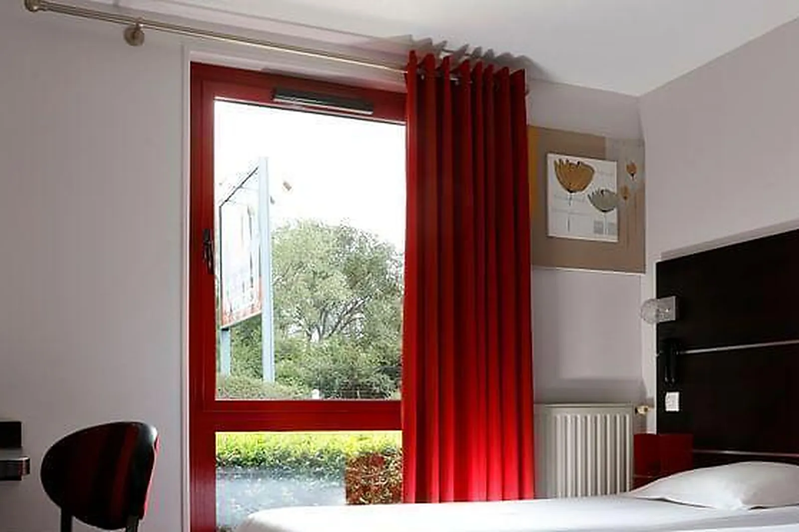 Lieux événementiels, HÔTEL RESTAURANT LE COLIBRI