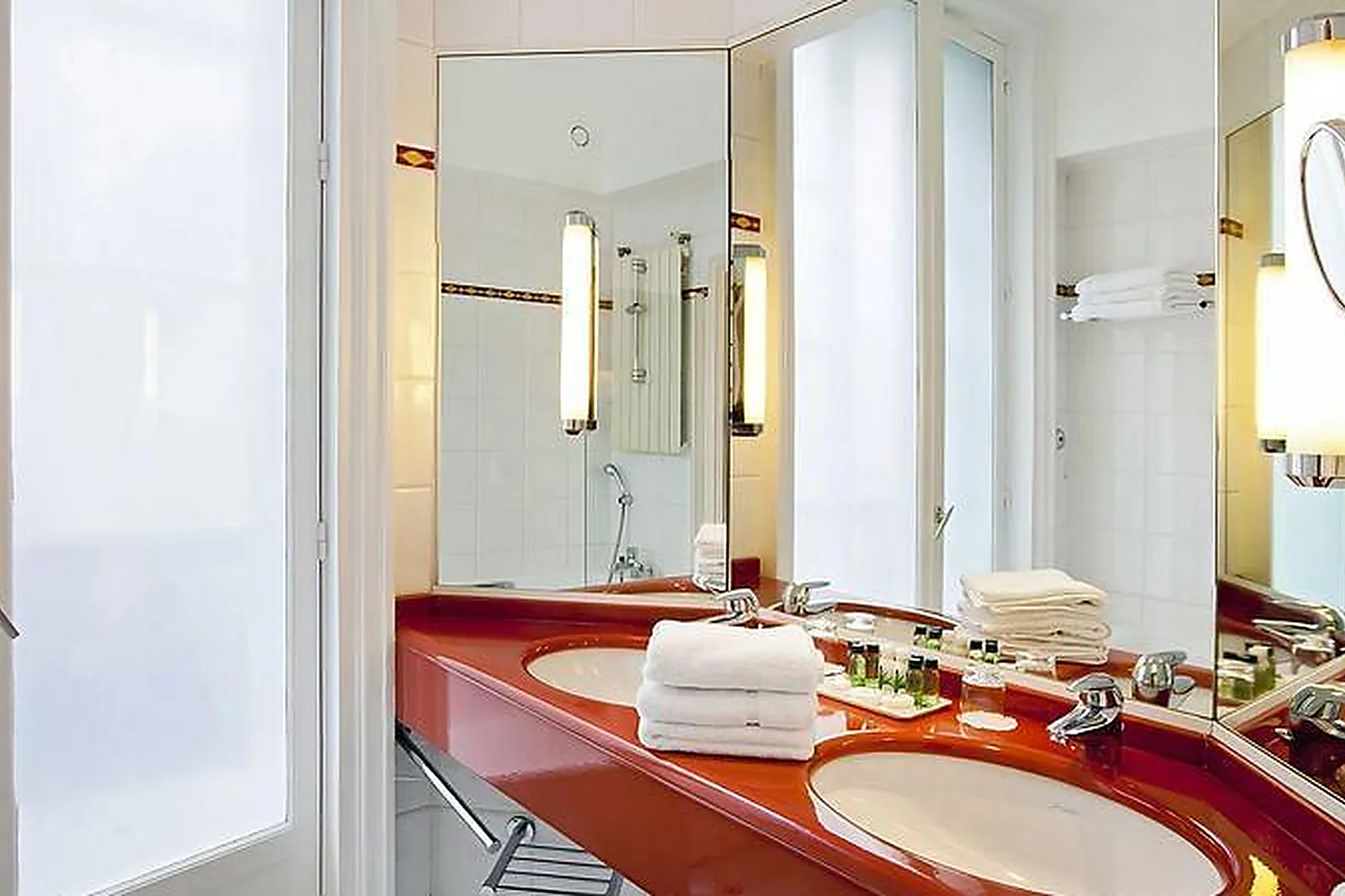 Lieux événementiels, GRAND PLATEAU