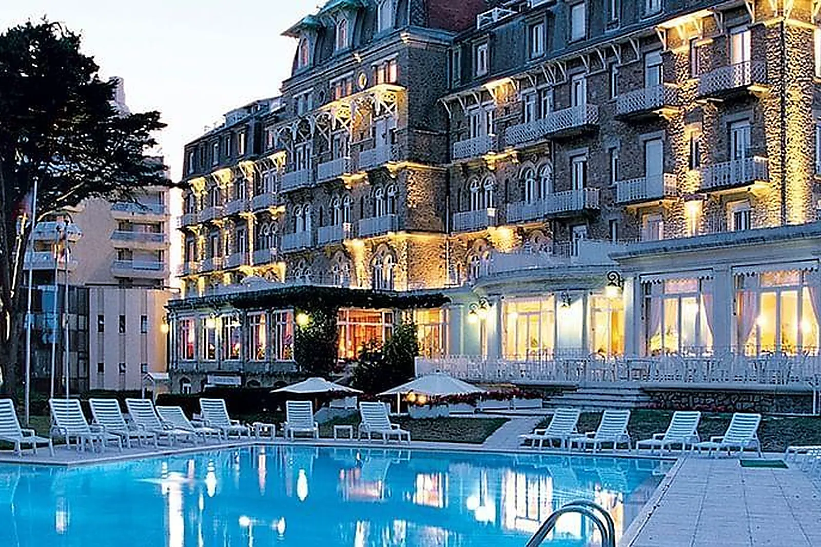 Lieux événementiels, HÔTELS BARRIÈRE - LA BAULE