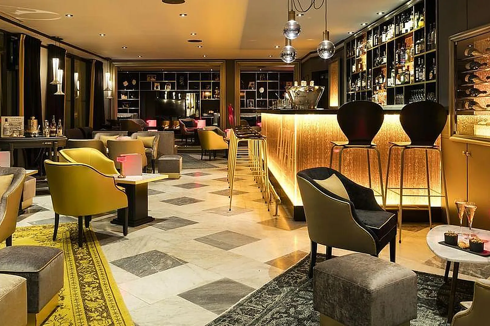 Lieux événementiels, HÔTELS BARRIÈRE - LA BAULE