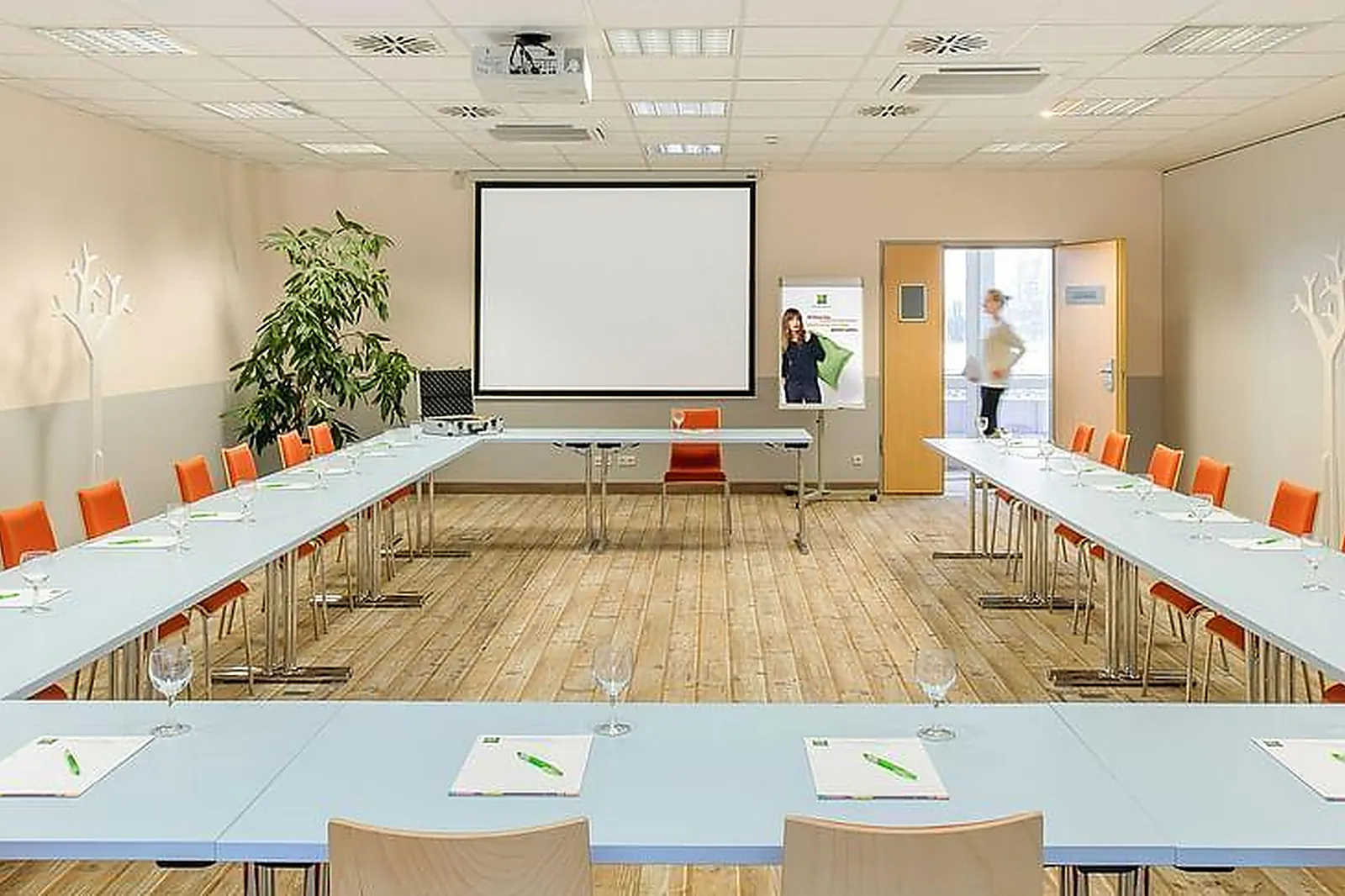 Lieux événementiels, KYRIAD BRIE COMTE ROBERT***