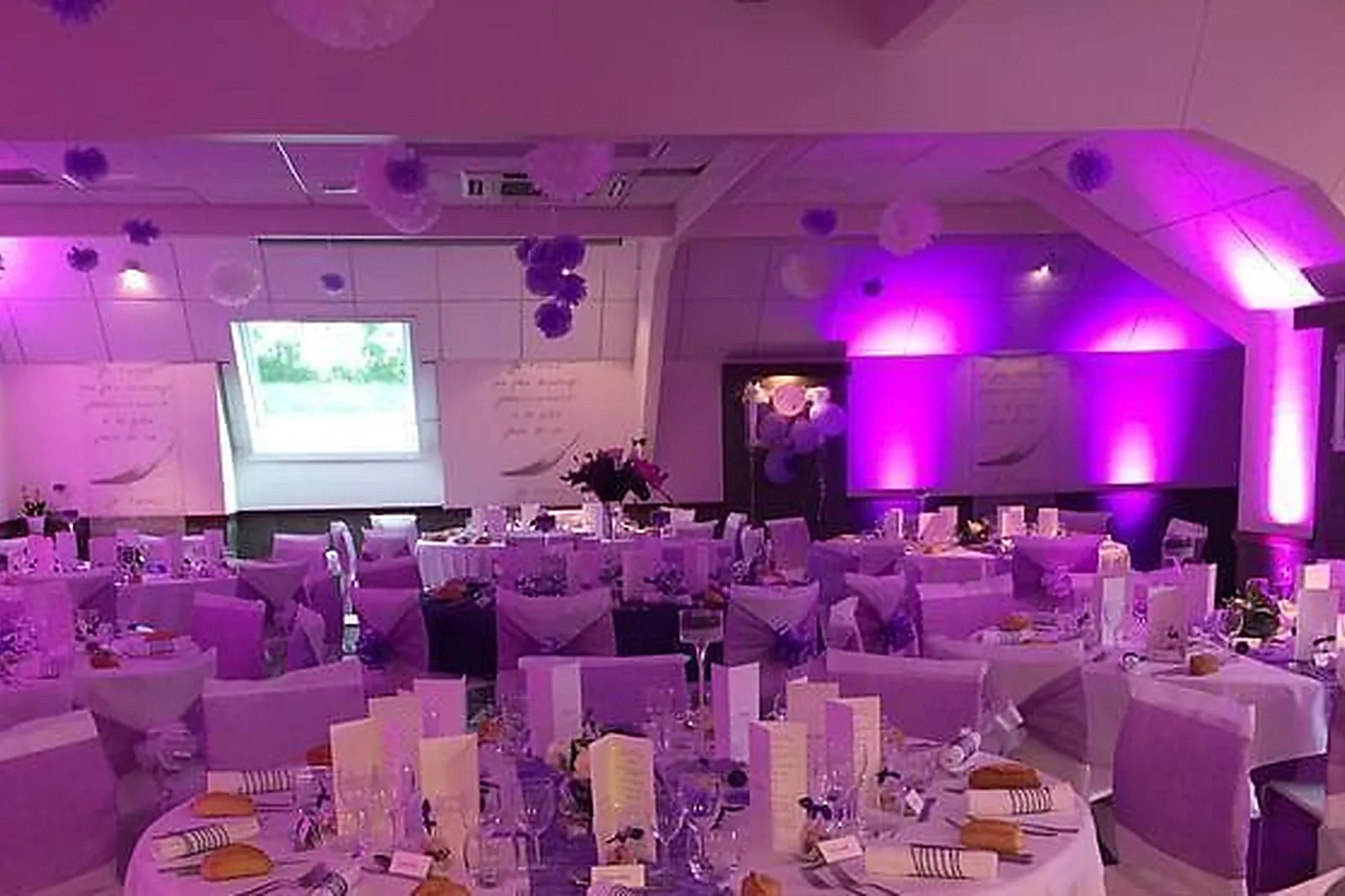 Lieux événementiels, LENNON