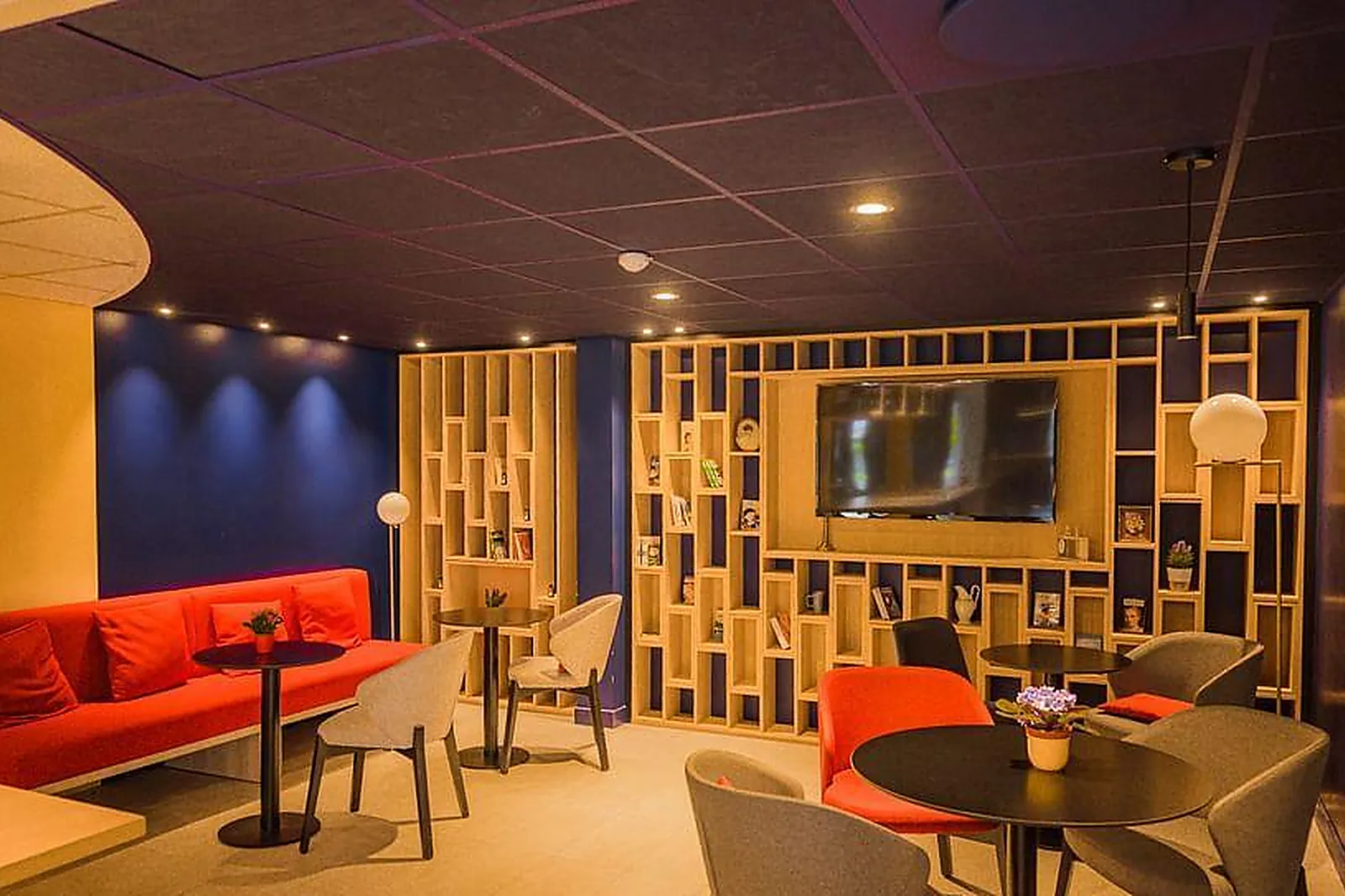 Lieux événementiels, IBIS BELFORT DANJOUTIN ***