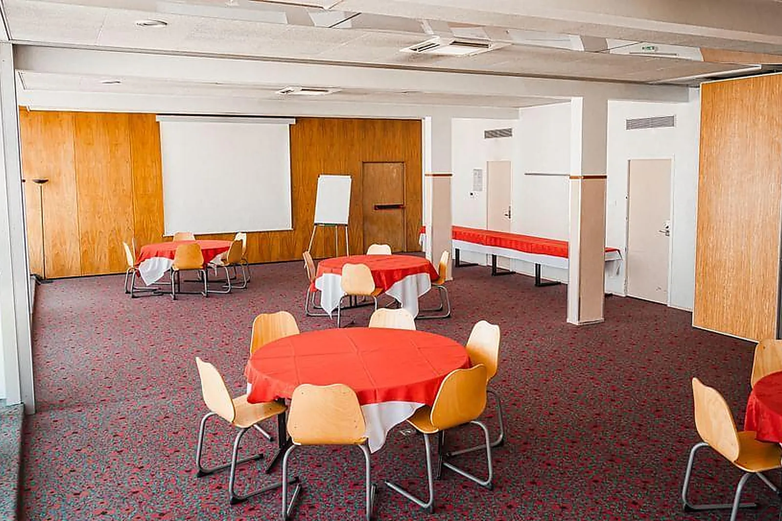 Lieux événementiels, IBIS BELFORT DANJOUTIN ***