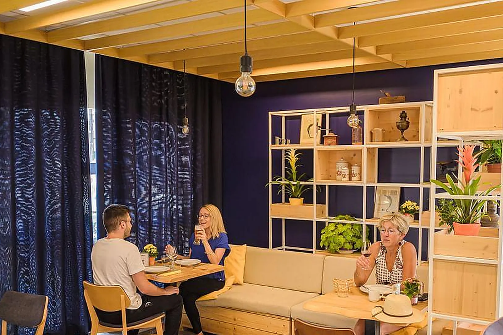 Lieux événementiels, IBIS BELFORT DANJOUTIN ***