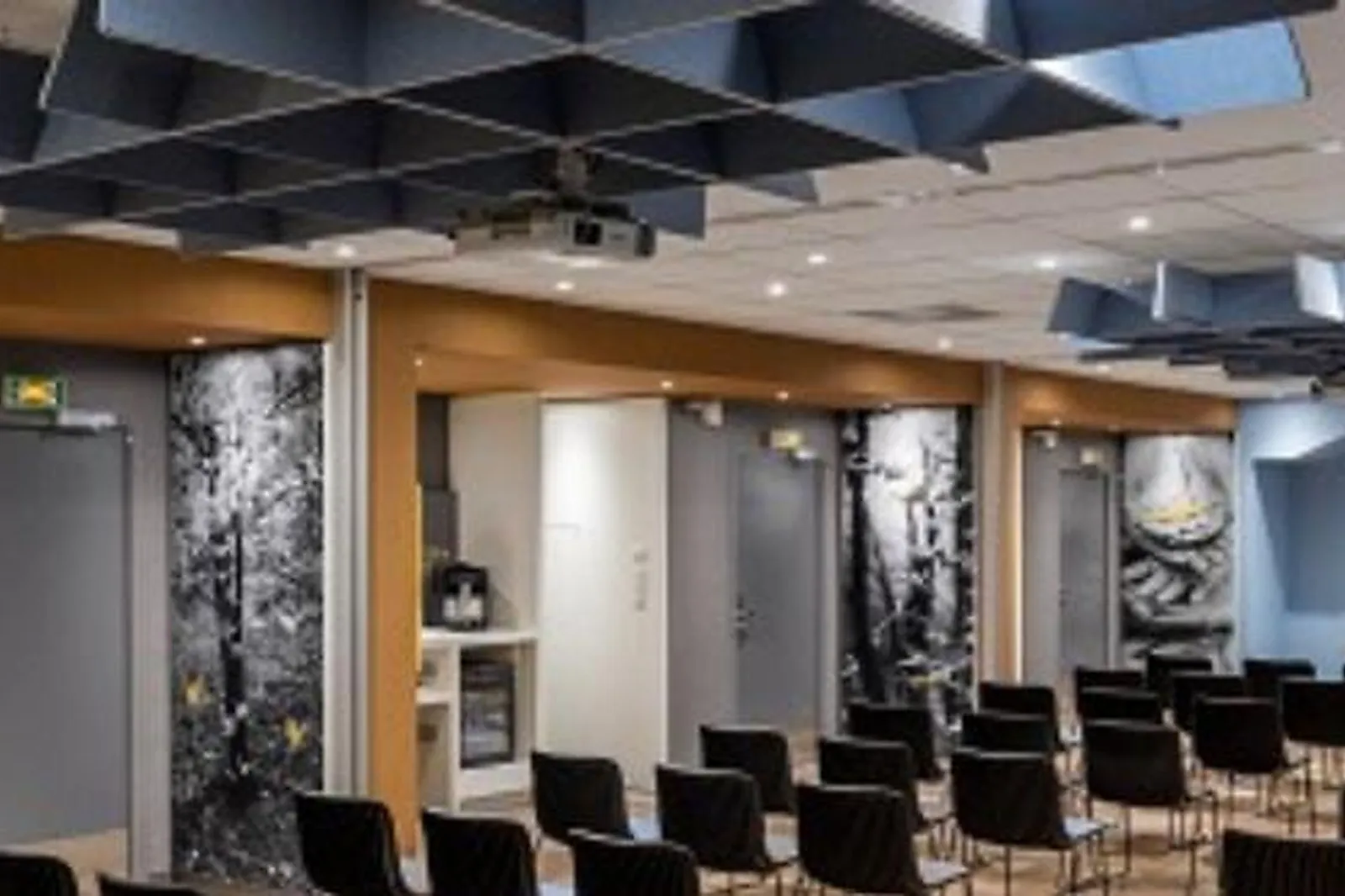 Lieux événementiels, IBIS CAMBRONNE PARIS TOUR EIFFEL ***