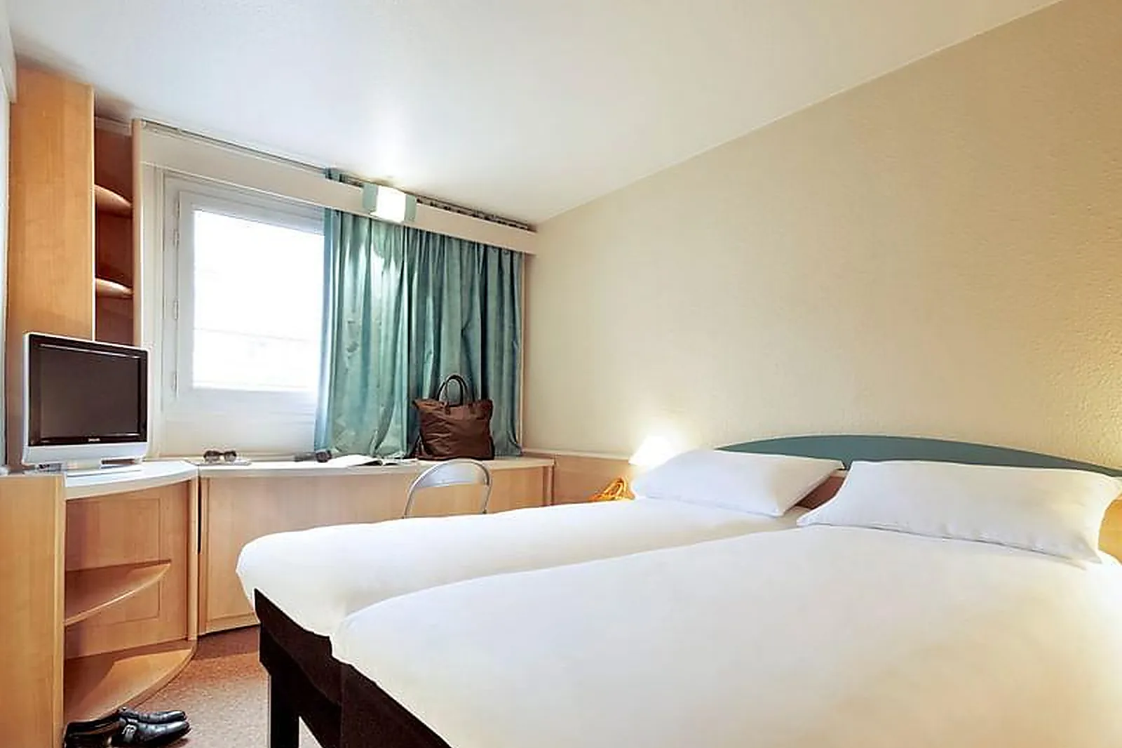 Lieux événementiels, IBIS GAP CENTRE ***