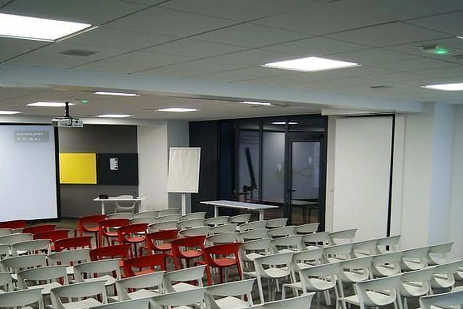 Lieux événementiels, SALLE LONGCHAMP