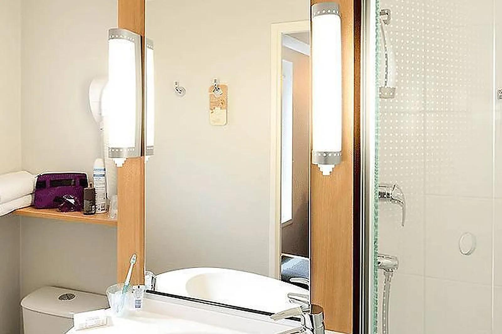 Lieux événementiels, IBIS PART-DIEU LES HALLES ***