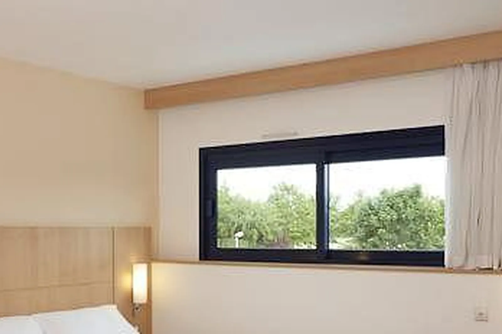 Lieux événementiels, IBIS POITIERS - FUTUROSCOPE