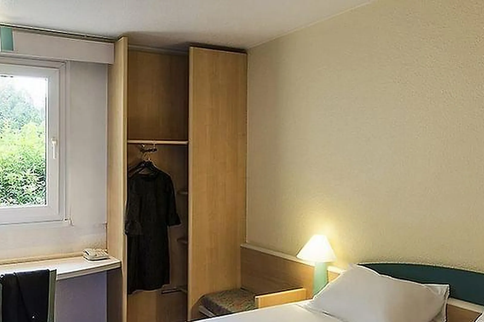 Lieux événementiels, HÔTEL ARMONI PARIS ****