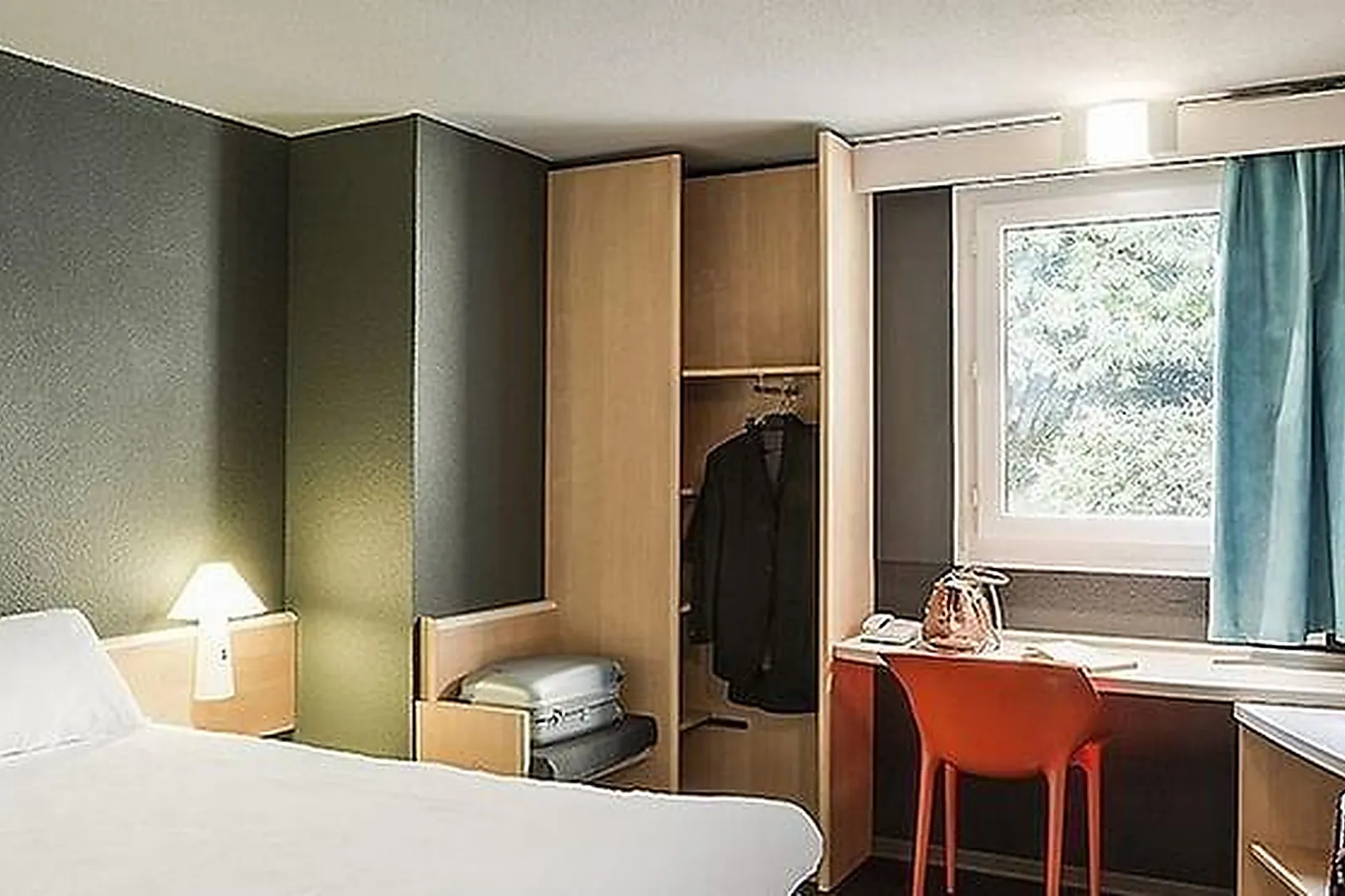 Lieux événementiels, HÔTEL ARMONI PARIS ****