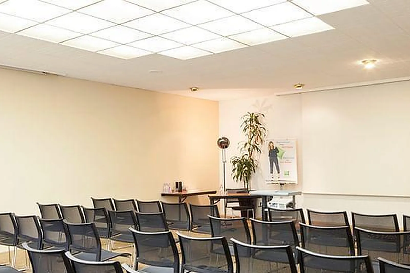 Lieux événementiels, IBIS STYLE BESANÇON ***