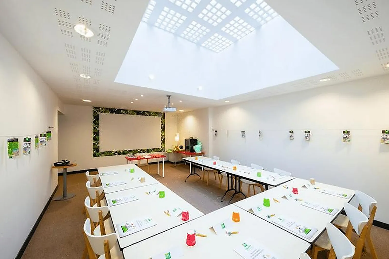 Lieux événementiels, IBIS STYLE CALAIS CENTRE