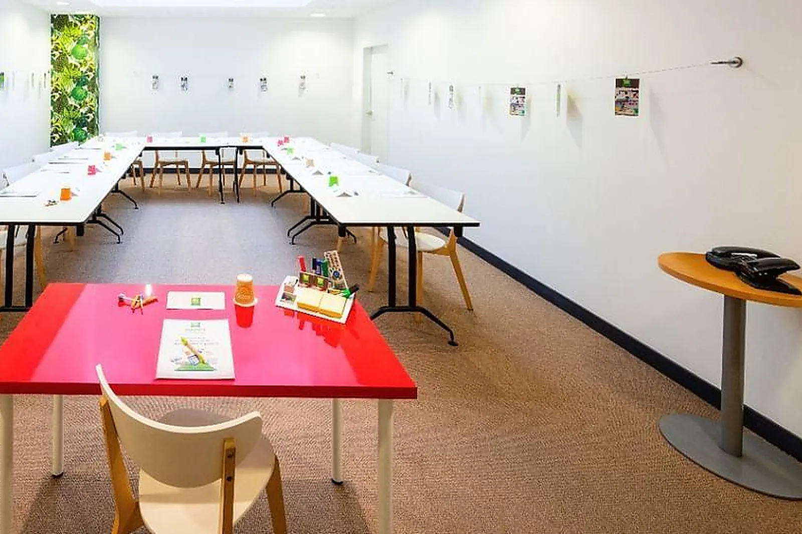 Lieux événementiels, IBIS STYLE CALAIS CENTRE