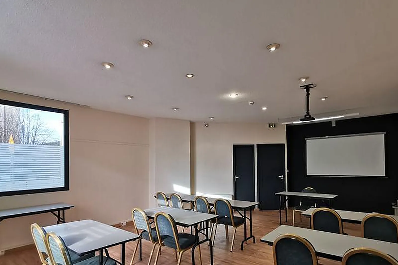 Lieux événementiels, IBIS STYLES BORDEAUX GARE SAINT JEAN