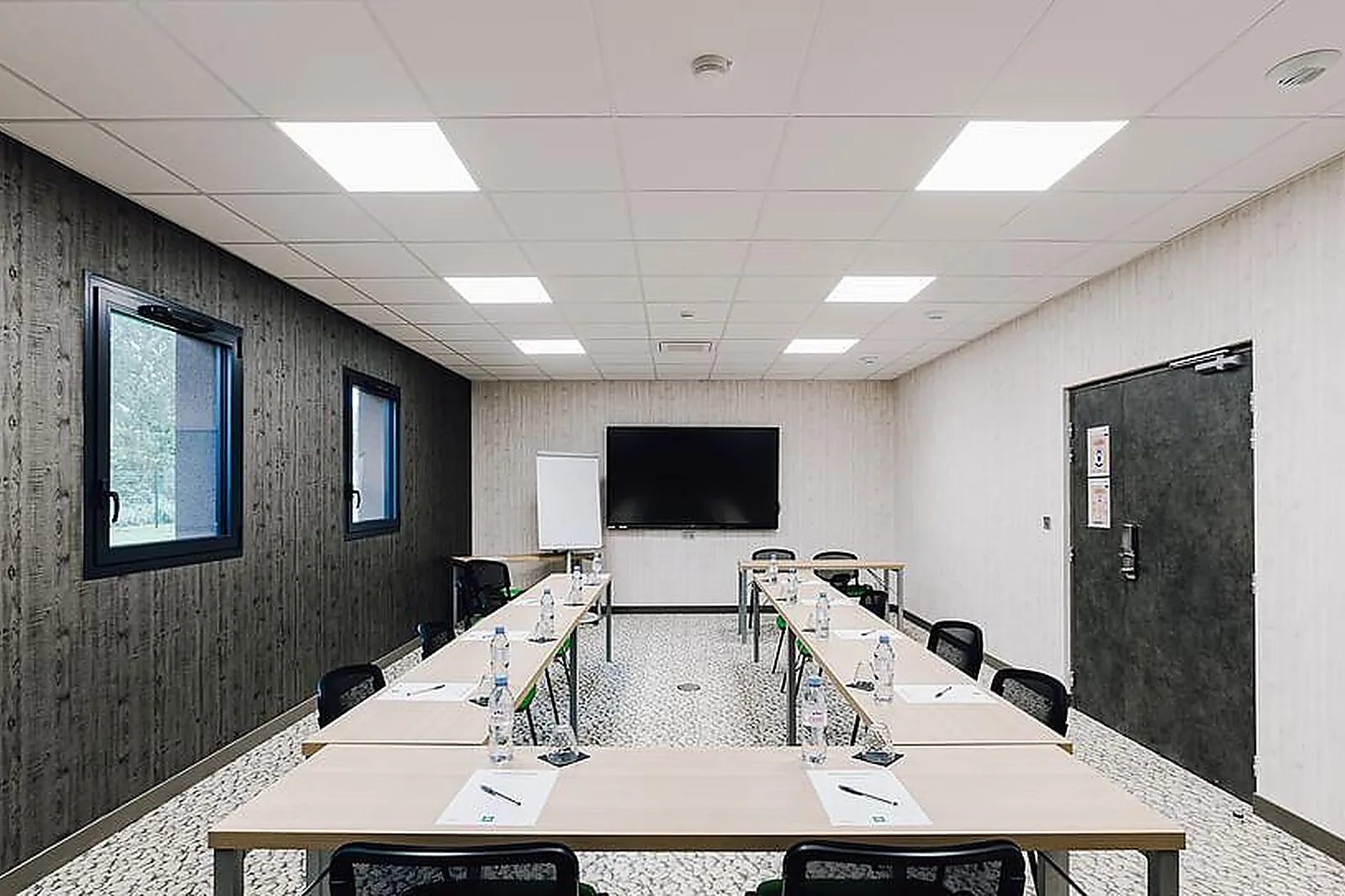 Lieux événementiels, IBIS STYLES CONTRES CHEVERNY